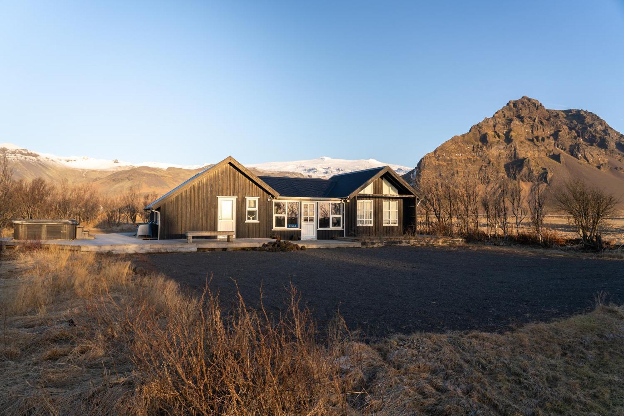 Grund Cabin Hvolsvollur ภายนอก รูปภาพ